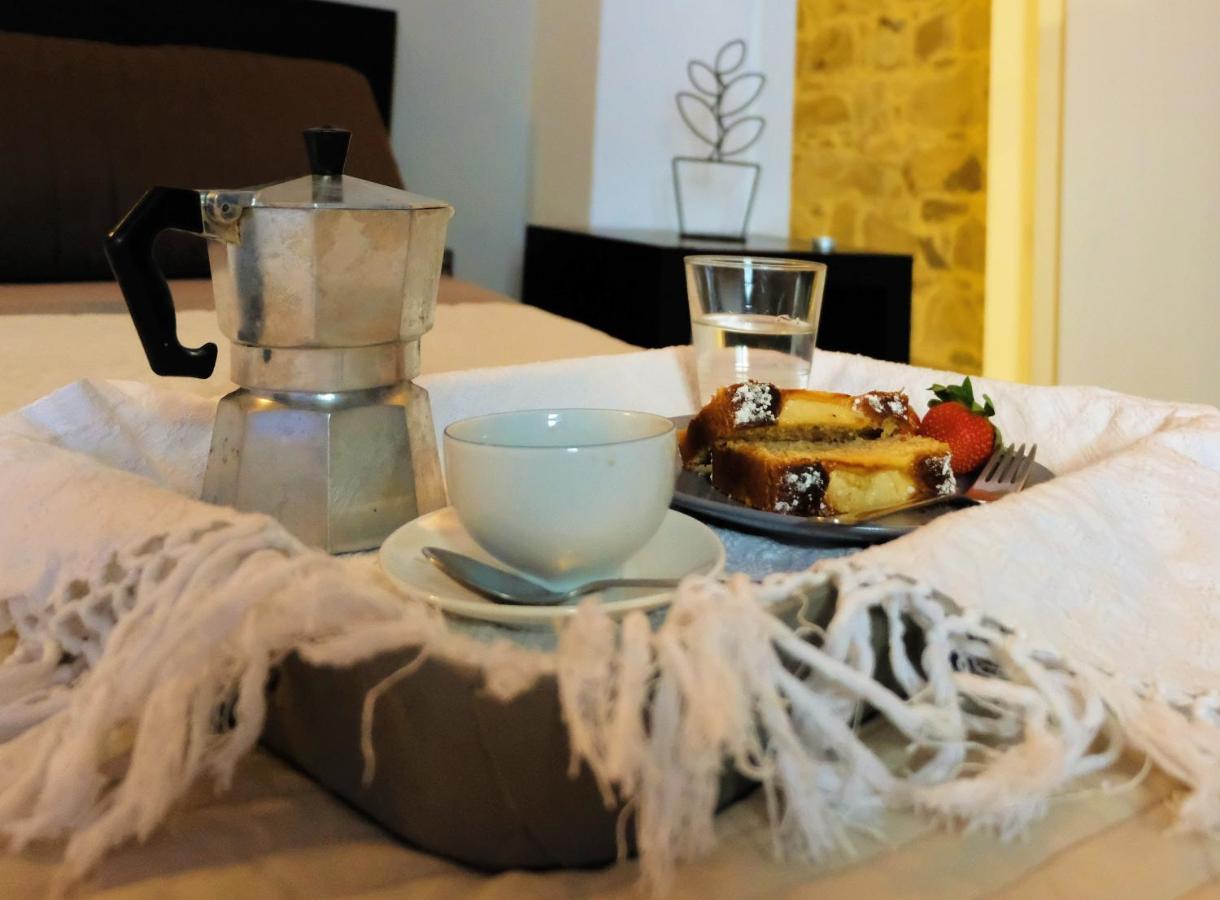 Bed and Breakfast Il Miglio In Piu Castel di Tusa Exterior foto