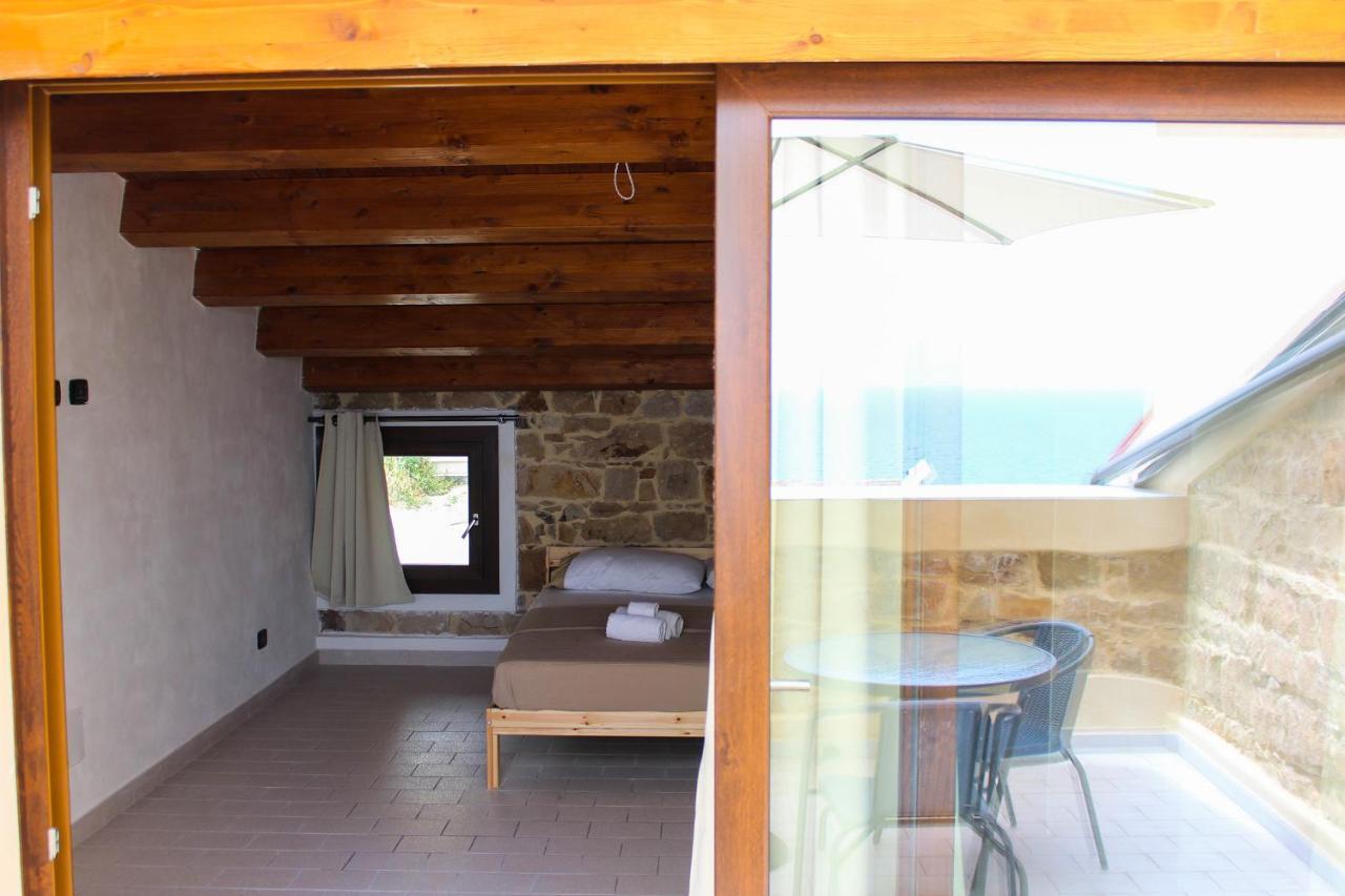 Bed and Breakfast Il Miglio In Piu Castel di Tusa Exterior foto