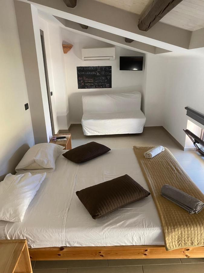 Bed and Breakfast Il Miglio In Piu Castel di Tusa Exterior foto